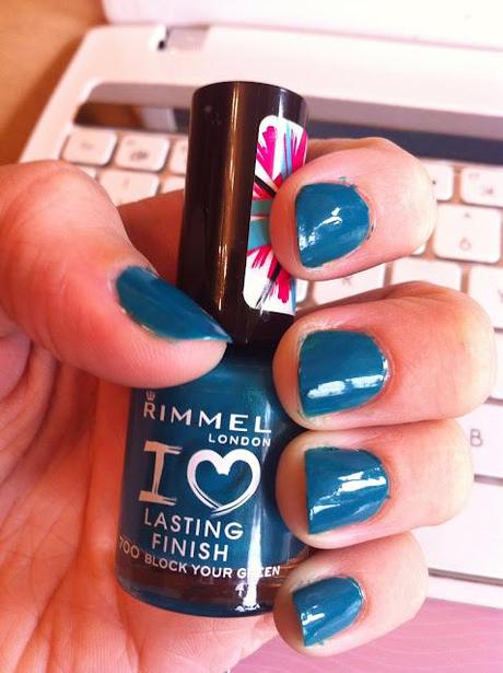 Totes Teal: No 7 vs Rimmel