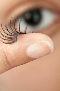 Fake Eye Lashes: Top Beauty Accessory for Stylish Women