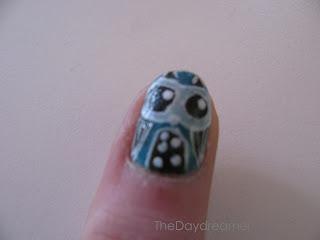 Ocean Blue, Owl & White Lacing Nail Art