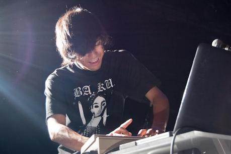 infiniti shred 6 FANG ISLAND PLAYED MUSIC HALL OF WILLIAMSBURG [PHOTOS]