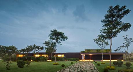 Casa HS by studio arthur casas 4