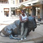 Buffalo Statue Keystone