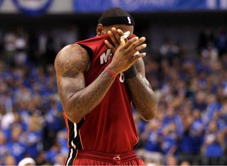 The Peoria Chiefs Give an Imaginary Middle Finger to Lebron James.