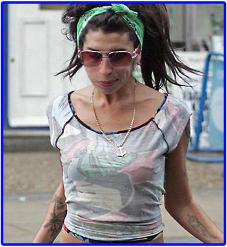 Terrible Pictures of Amy Winehouse Drunk, Tweeking, Stoned, and/or Anorexic