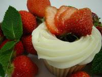 Have a little Nibble on our Cupcakes!