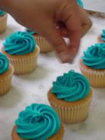 Have a little Nibble on our Cupcakes!