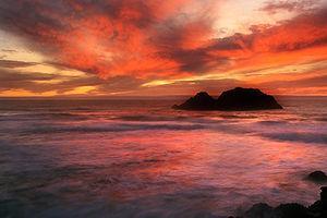 Sunset from Sutro Bath at Land's End in San Fr...