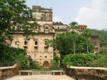 Neemrana Fort Palace - A Fort, A Hotel, The Perfect Break.