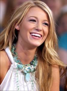 blakelively 1Fab Find Friday: Beachy Fashion