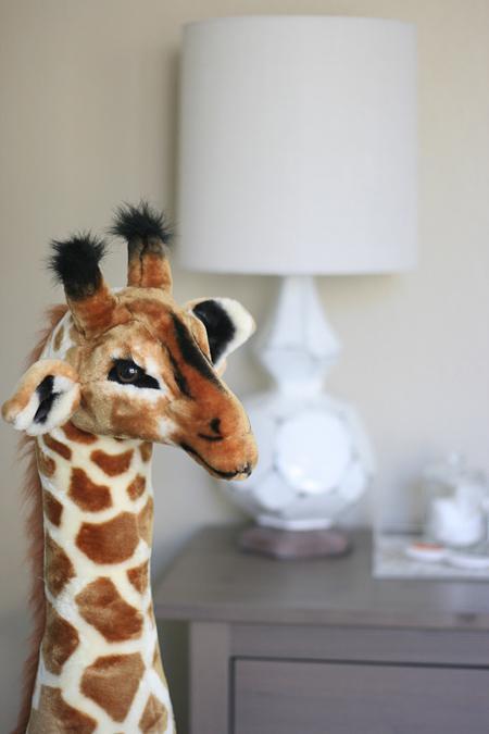 Jackson's nursery: giraffe