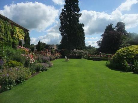English Country Garden – June 2011