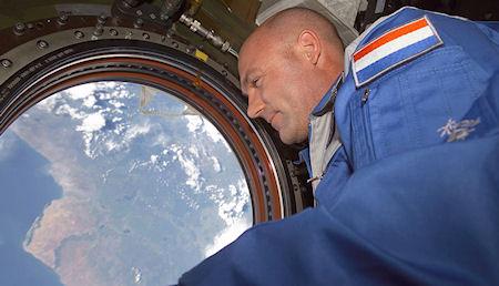 Amazing Space Photography By Astronaut Andre Kuipers