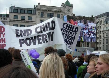 Save the Children’s first UK anti-poverty campaign sparks heated political debate