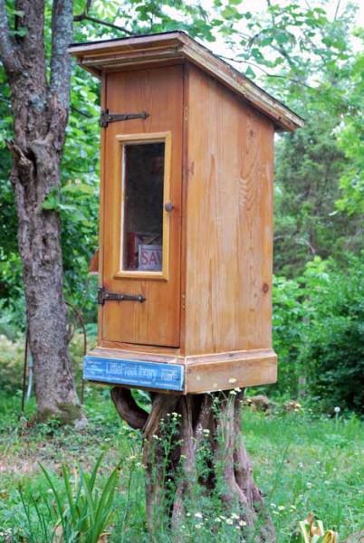 Littlefreelibrary2