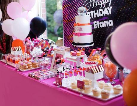 {PARTY FEATURE} Rockstar Party by Cakes by Sharon