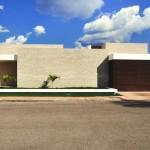 Rajuela House by Muñoz Arquitectos Asociados