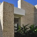 Rajuela House by Muñoz Arquitectos Asociados