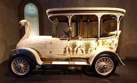 The Swan Car