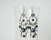 black bead earrings, - hobilium