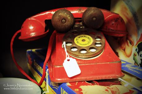 Mockingbird Antiques: Centerville, Indiana