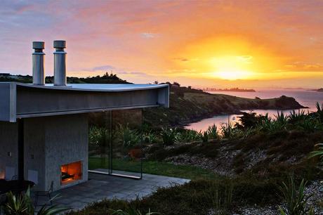 Island retreat by Fearon Hay architects