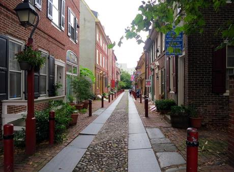 TRAVEL: Elfreth’s Alley – Philadelphia, PA