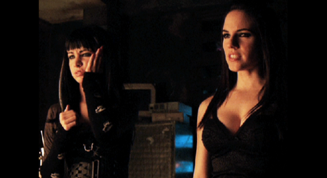 Review #3685: Lost Girl 2.22: “Flesh and Blood”