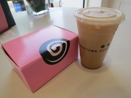 TRAVEL/EAT: Georgetown Cupcakes in Washington DC