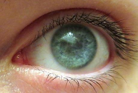 What Eyes Would Look Like Without Pupils - Paperblog