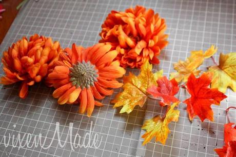 Fall Mum Wreath