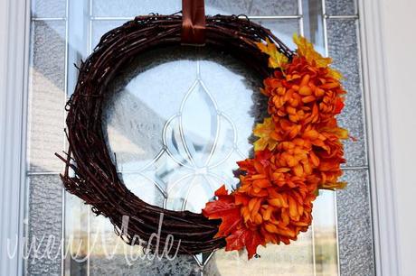 Fall Mum Wreath