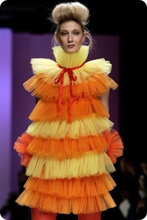 HUMP DAY WEDNESDAY FASHION RADAR FINDS TULLE MUCH BAD TASTE!