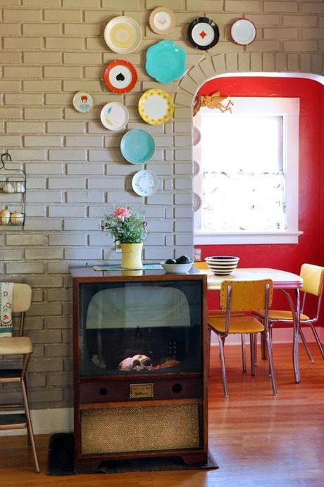 The 5 Top Ways to Know When to Change Your Outdated Wall Decor