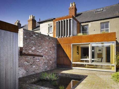 Extension in the liberties by Donaghy Dimond Architects