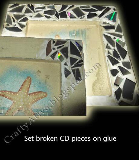 Mosaic With CD, Recycling, Frame arrangement