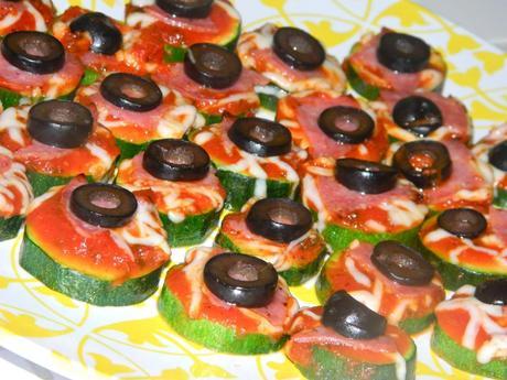 zucchini pizzas