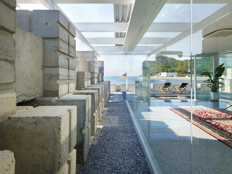 Glass house for diver