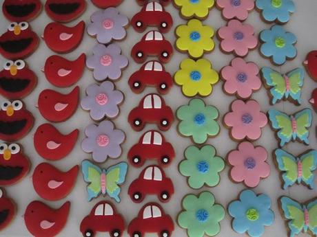 Contributor Feature to the Ronald Mcdonald House Carnival of Fun: Petite Cookies