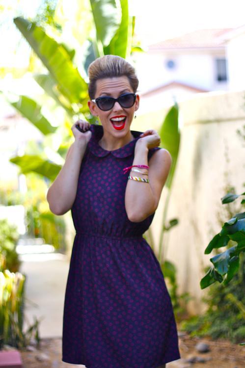 How to be a Hot Mom, {and still take the kids to soccer practice}.