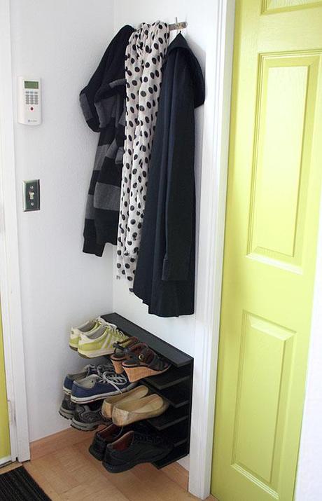 Easy DIY: Shoe rack for a tight space