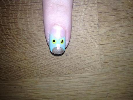 nail of the day: owl attack!