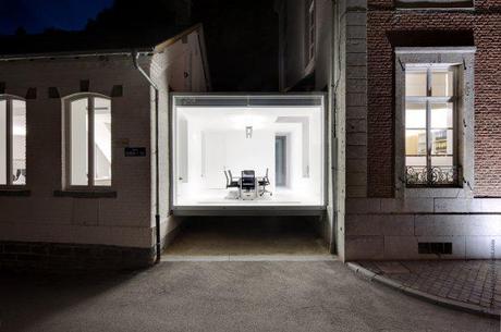 Artau Office by Artau Architects