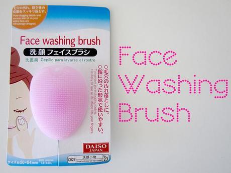 Review: Daiso Face Washing Brush