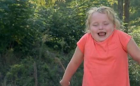 Here Comes Honey Boo Boo: It’s All Aboard The Biscuit Express For A Super-Sized Redneck Finale. Poodles, Pageants & Pigs…Three Thumbs Up!
