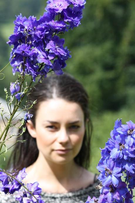 How spooky looking is this photo my mum took of me today at Chatsworth? Haha!For all you Pinners out...