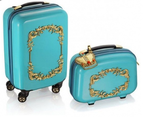 anna dello russo accesories for hm travel