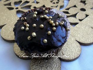 Chocolate Cupcakes with Ganache