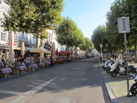 fabulous ladies on bicycles at paris couture week