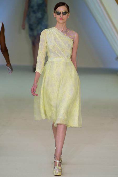 An Uninformed Look At Spring 2013 RTW Collections