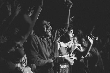 twodoor 0015 TWO DOOR CINEMA CLUB PLAYED CENTRAL PARK [PHOTOS]